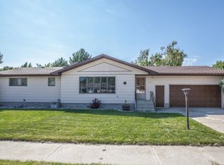 205 7th St SE, Barnesville, MN 56514