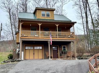 37 W Lake Shore Dr, Tunkhannock, PA 18657
