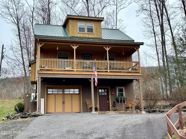 37 W Lake Shore Dr, Tunkhannock, PA 18657