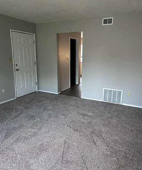 3100 Martha St #K — Photo 2