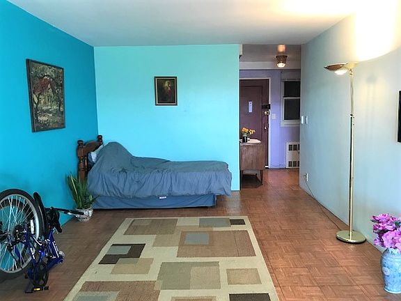 5th image of 3511 86th St #6N