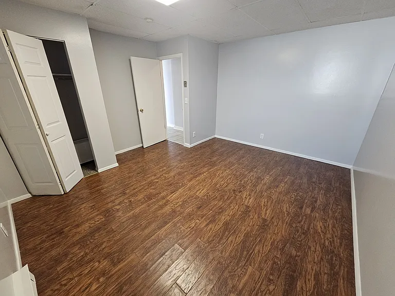3 Essex St #7B — Photo 6