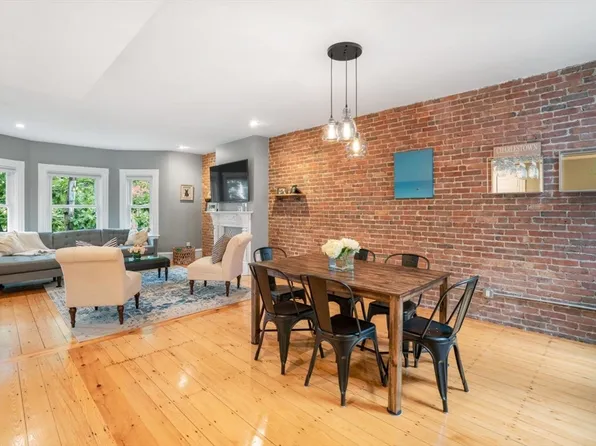 30 Oak St #2, Charlestown, MA 02129