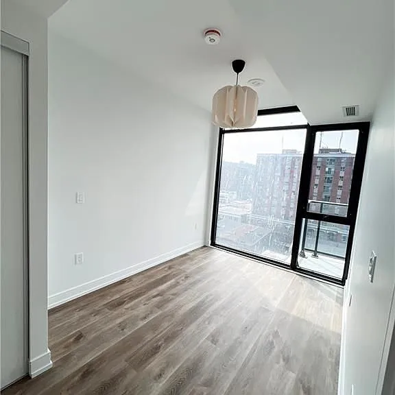 1 Jarvis St #905 — Photo 6