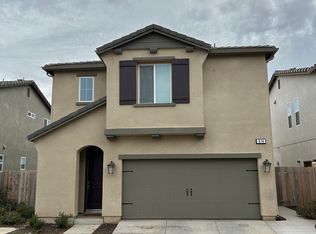 974 Moran Rd W, Madera, CA 93636