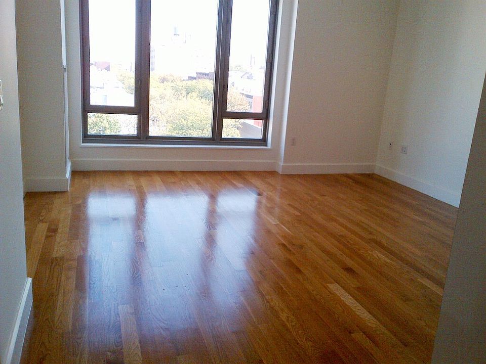 1st image of 315 Gates Ave APT 5B