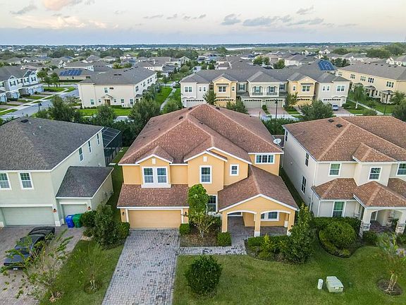 2nd image of 1121 Vinsetta Cir