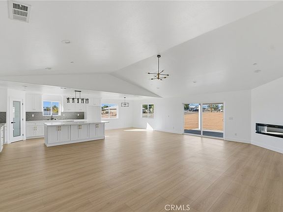 5th image of 11412 Calcite St