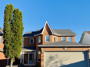 25 Quance St, Barrie, ON L4N7M3