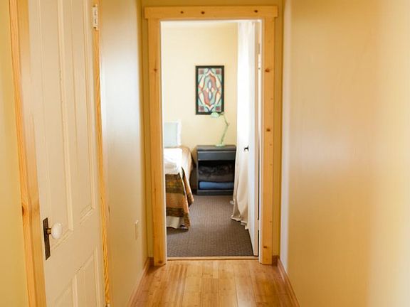 4th image of 110 Lincoln St #2