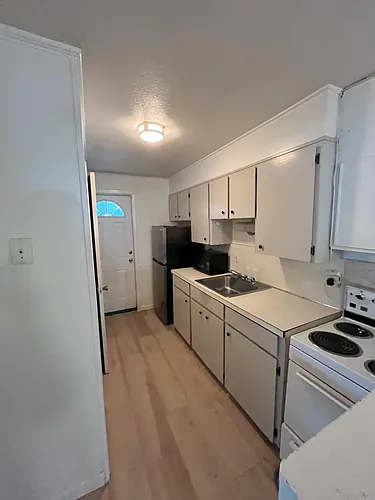 60 Yacht Club Dr NE #10 Photo 1