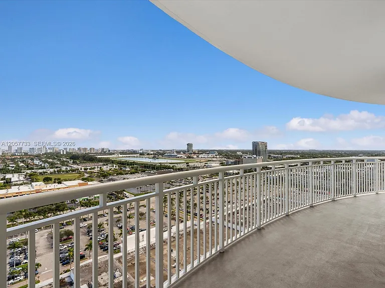 1745 E Hallandale Beach Blvd #2007W — Photo 12
