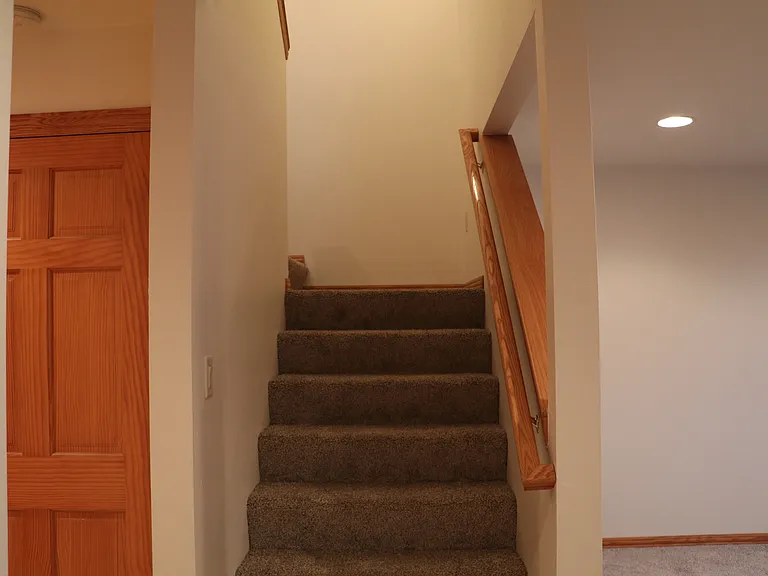 932 Cedar St — Photo 6