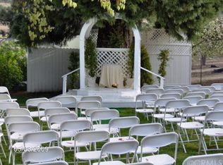 38490 Oak Glen Rd, Oak Glen, CA 92399