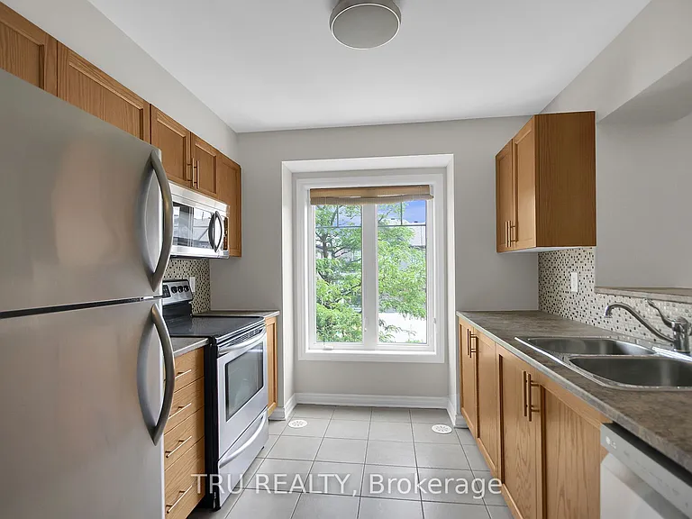 2505 Waterlilly Way — Photo 11