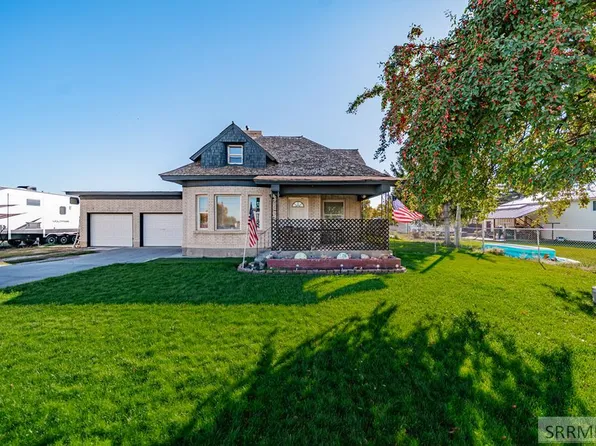 2406 N Ammon Rd, Idaho Falls, ID 83401