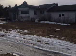 6733 N 9th Rd, Mesick, MI 49668