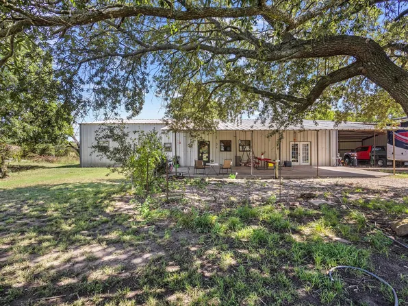 703 Stewart Rd, Sherman, TX 75092