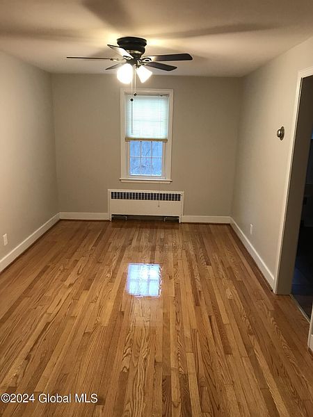 5th image of 16 Ryckman Avenue