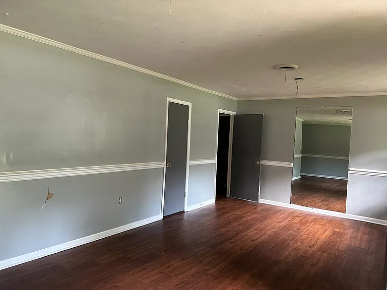 209 Morningside Dr — Photo 9