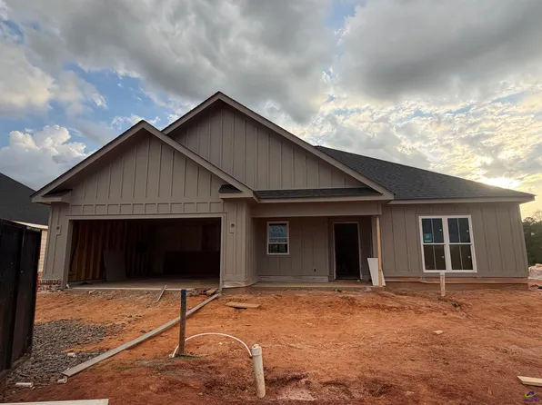 209 Sugar Creek Trl, Perry, GA 31069