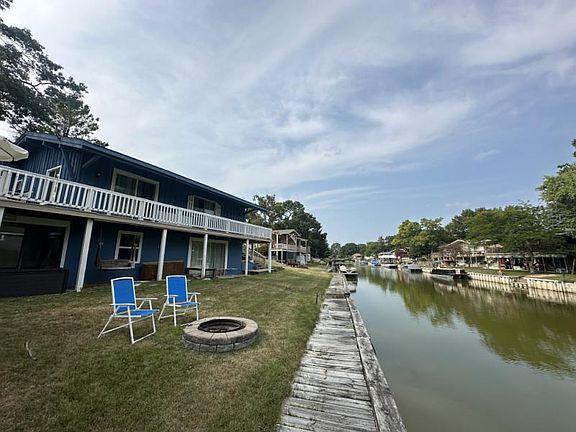 5th image of 4360 Chippewa Dr
