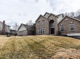 1532 Wildhorse Parkway Dr, Chesterfield, MO 63005