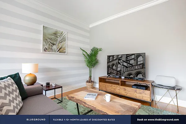 Rented by The Blueground | media 1