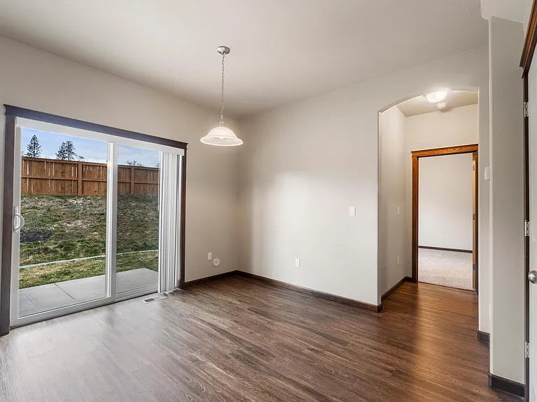 3091 N Sherwood Dr — Photo 11