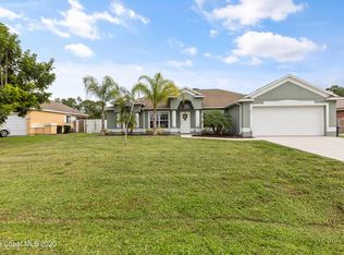 147 Chestnut Ave NE, Palm Bay, FL 32907