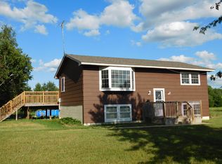 940 346th Ln NE, Cambridge, MN 55008