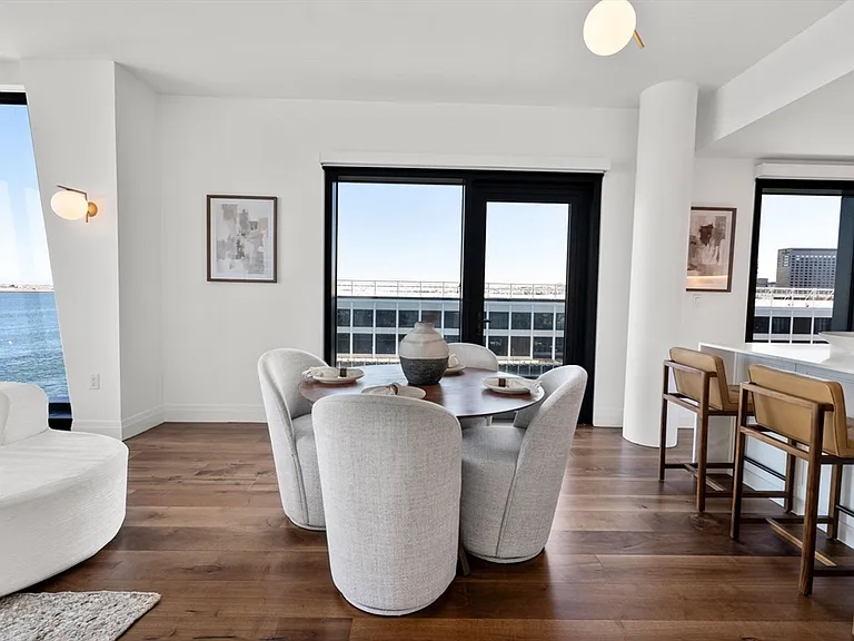 300 Pier 4 Blvd #6D — Photo 11