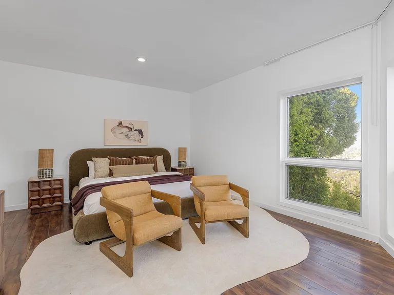 Pinnacle Pl — Photo 33