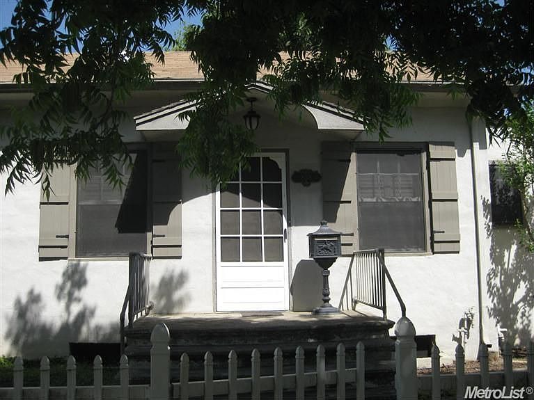 1st image of 808 N Pleasant Ave