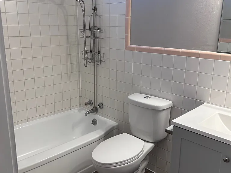 4747 Capitol Ave — Photo 23