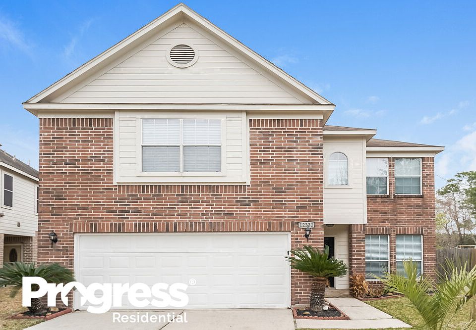 1st image of 12331 Carriage Oak Cir