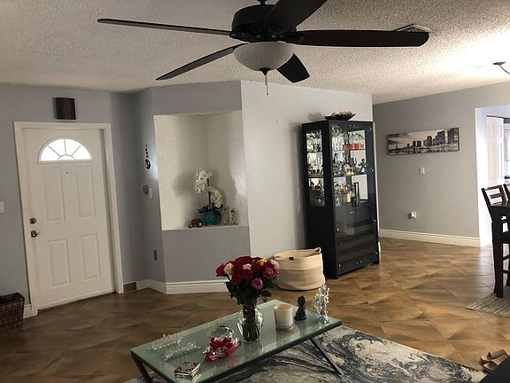 4th image of 5720 NW 100th Ct