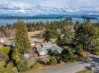 4488 Sunday Dr, Oak Harbor, WA 98277