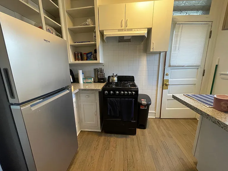 2510 W Thorndale Ave #2 — Photo 7