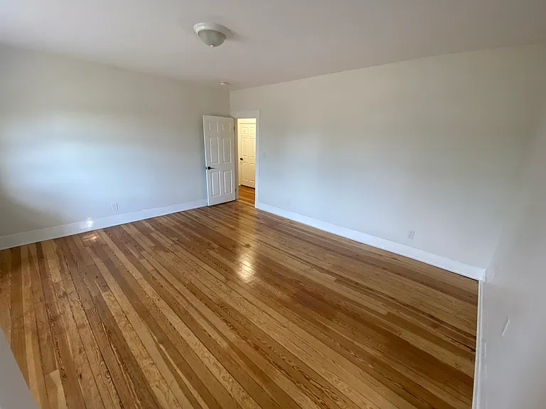 17 Linden Pl #2 — Photo 8