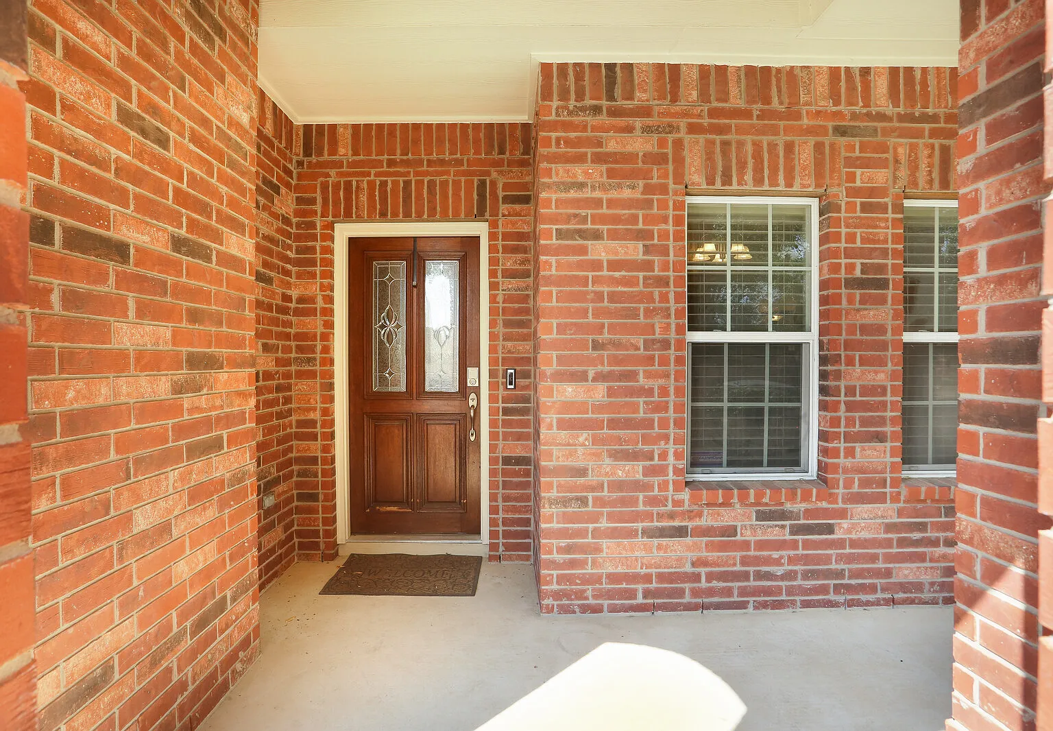 14423 Devout — Photo 3