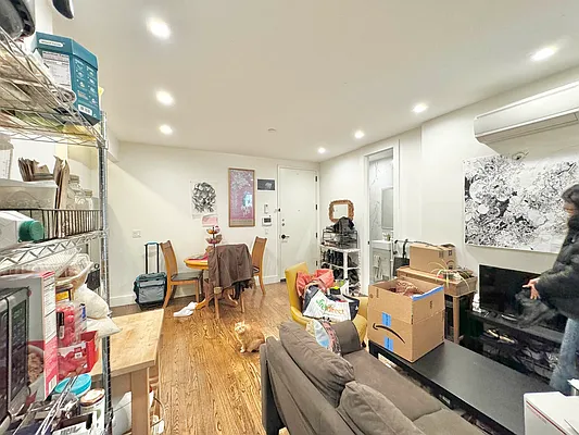 Rented by Doorway NYC, LLC | media 10