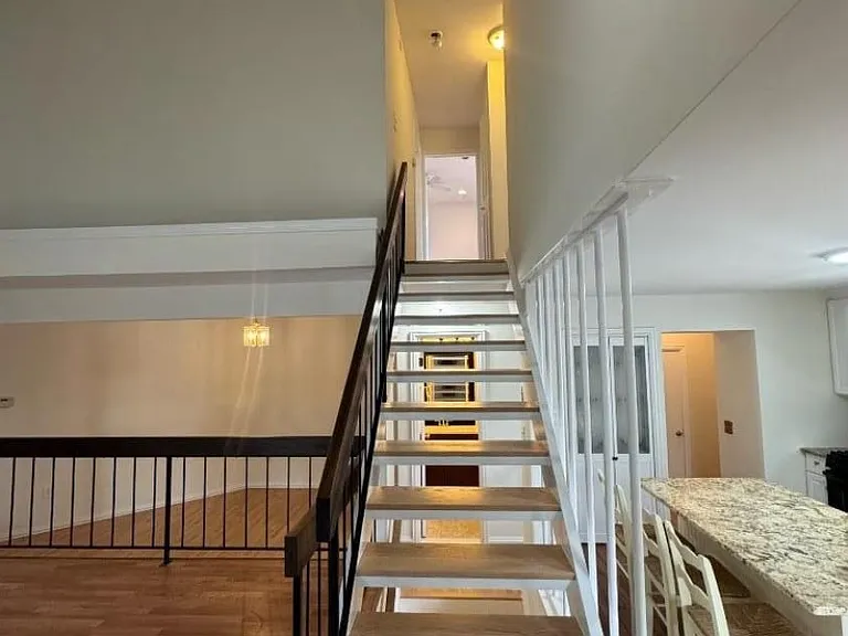 82 Sycamore Ct — Photo 5