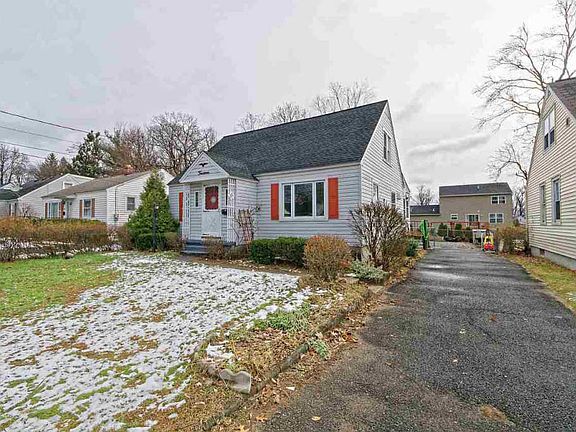 4th image of 14 N Elmhurst Ave