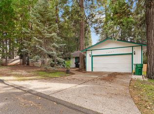 14621 Bridgeport Cir, Magalia, CA 95954