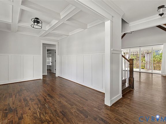5th image of 17013 Shoreland Dr