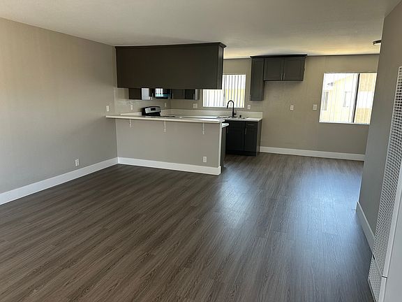 4th image of 14530 Lemoli Ave #3