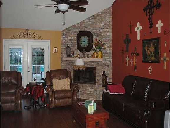 4th image of 1903 Wilmax St