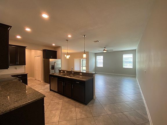 4th image of 15240 Harrington Cove Dr #1