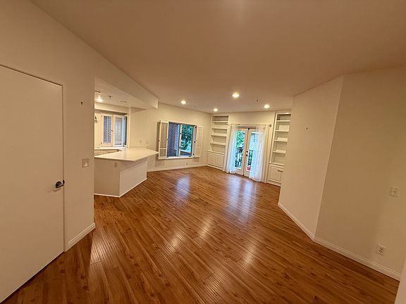2nd image of 620 State St Unit 218